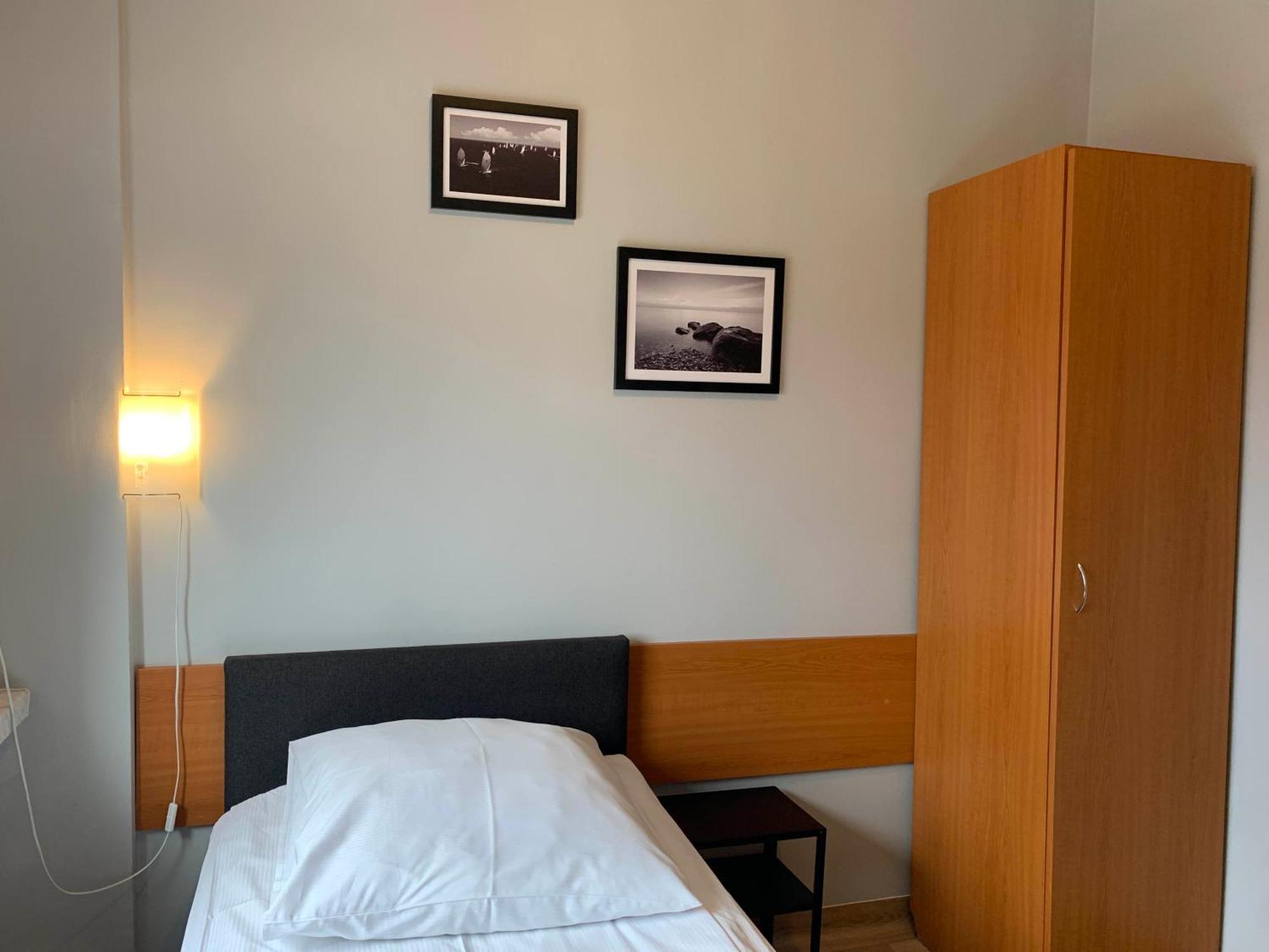Premium Hostel & Bistro - Hostelpremium Pl เมียเลส ภายนอก รูปภาพ