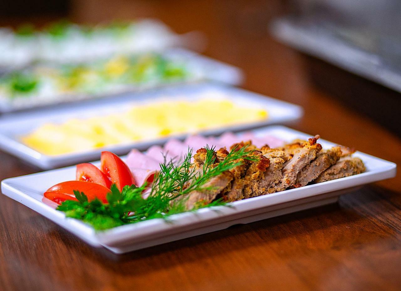 Premium Hostel & Bistro - Hostelpremium Pl เมียเลส ภายนอก รูปภาพ